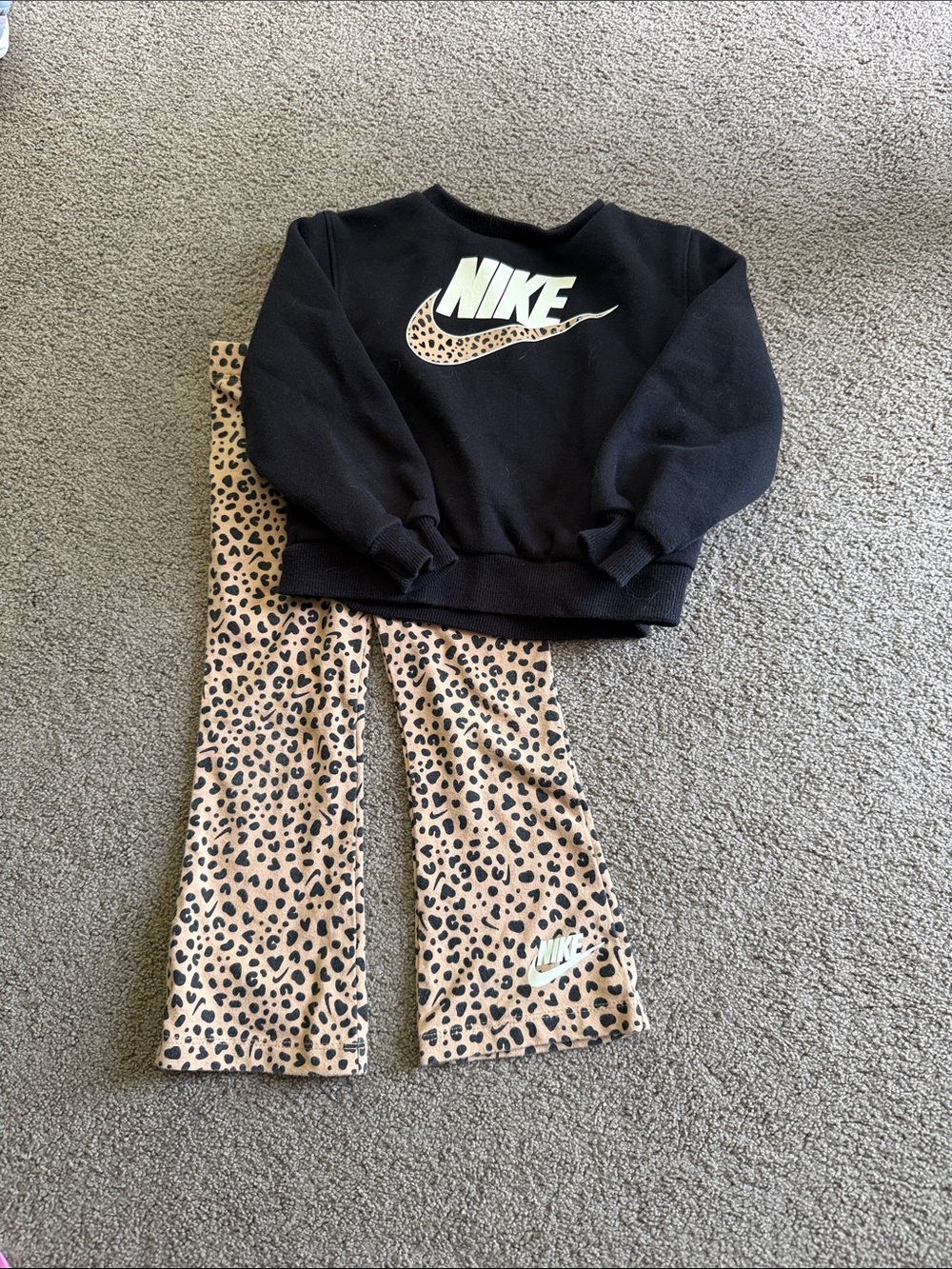 Nike toddler set